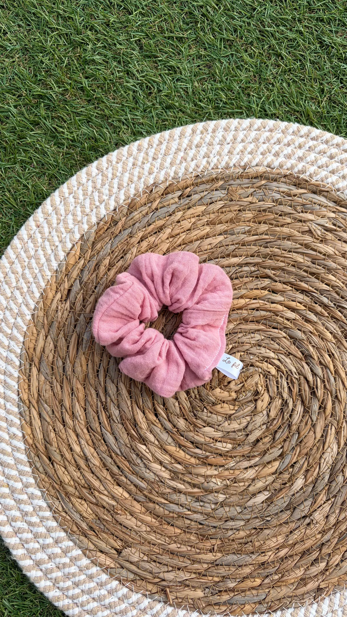 Chouchou gaze de coton rose, cousu main en France par Le fil de Jade