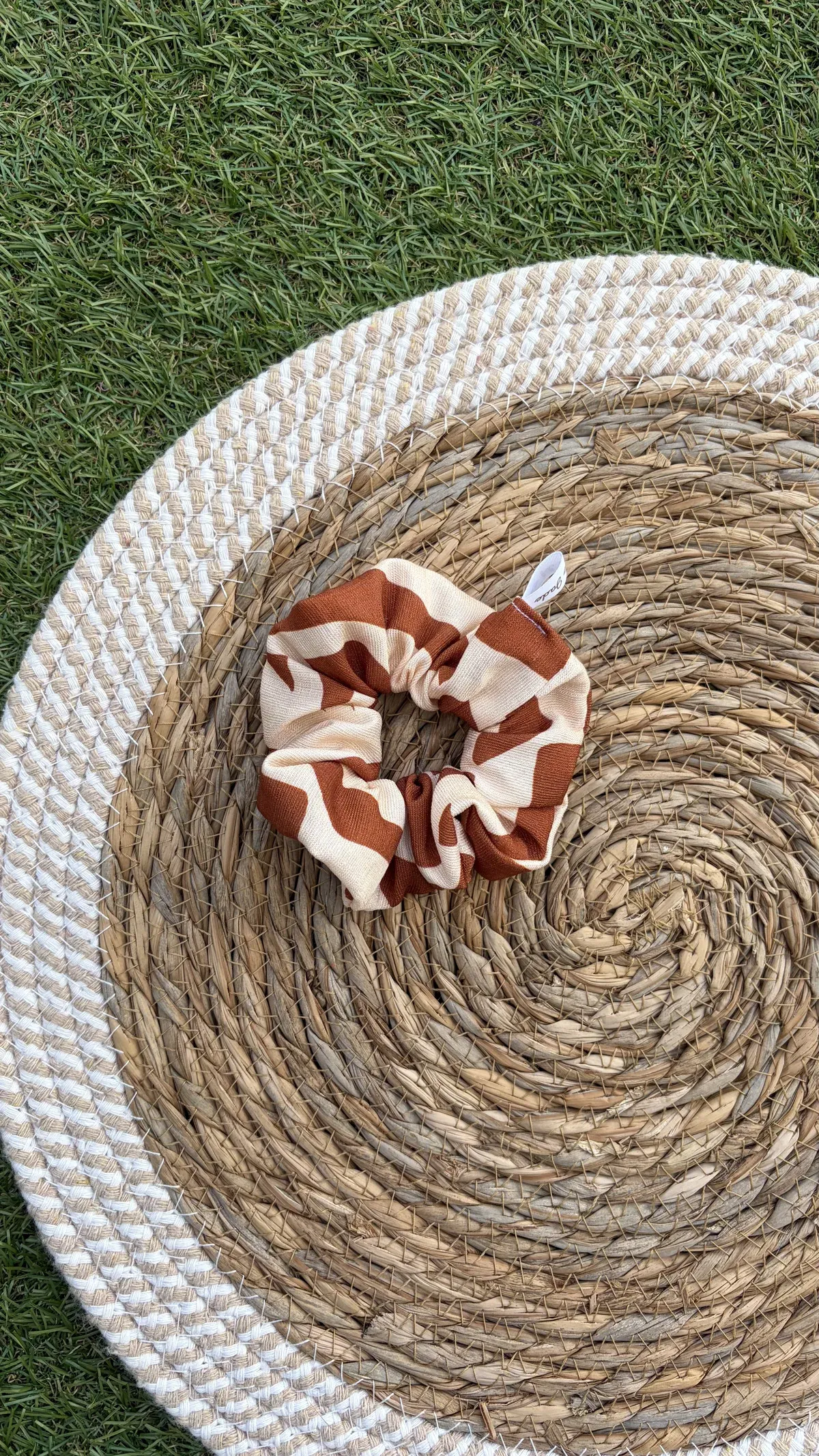 Chouchou autres motifs terracotta, cousu main en France par Le fil de Jade