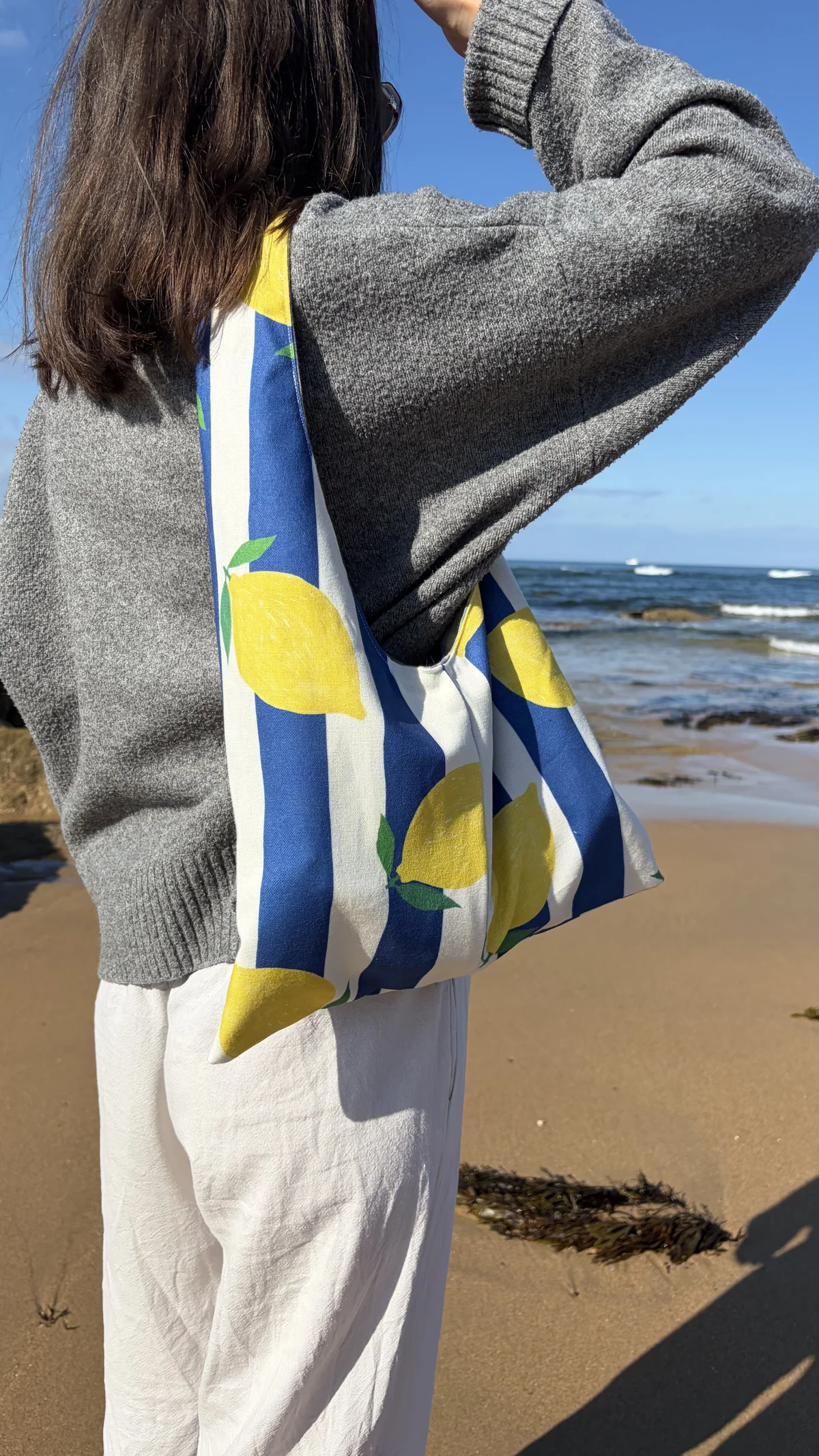 Cabas citrons, cousu main en France par Le fil de Jade